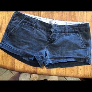 American Eagle black shorts